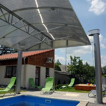 阿拉尼苏洛健康公寓酒店 *