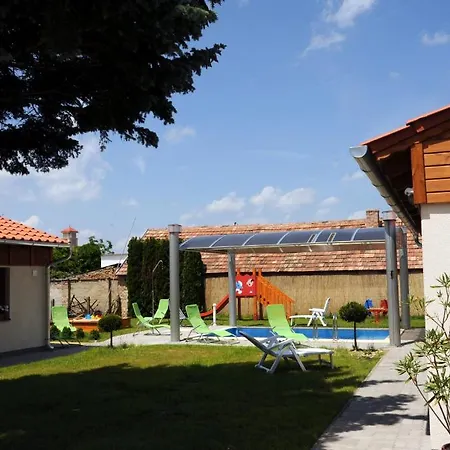 Arany Szolo Wellness Apartmanhaz Lägenhet Hévíz