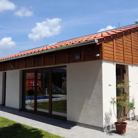 Arany Szolo Wellness Apartmanhaz Apartment